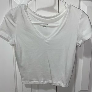 Woman’s cropped short sleeve t shirt